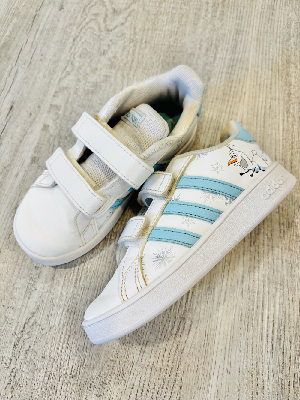 Adidas Disney Frozen Grand Court White & Blue Sneakers Size 10